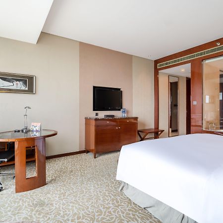 Crowne Plaza Zhenjiang By Ihg Hotell Eksteriør bilde
