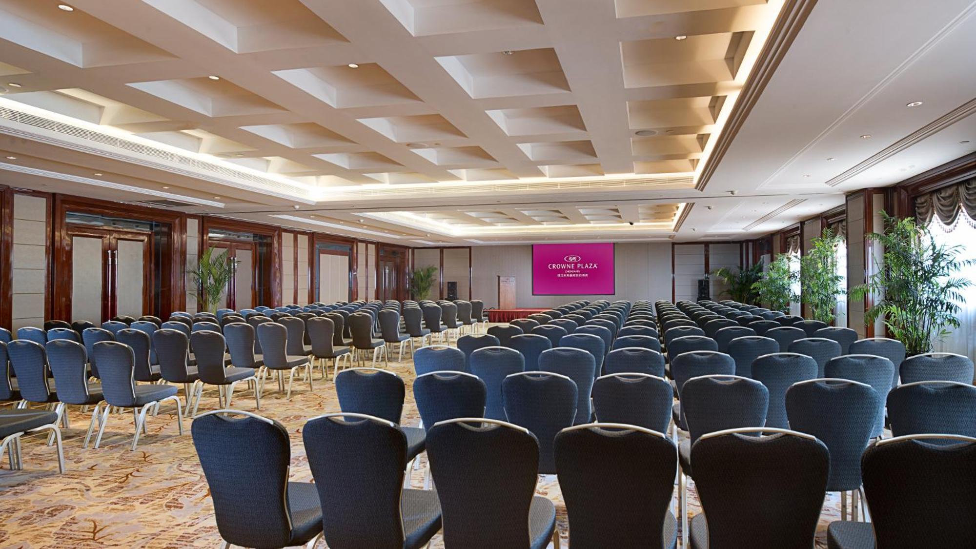 Crowne Plaza Zhenjiang By Ihg Hotell Eksteriør bilde