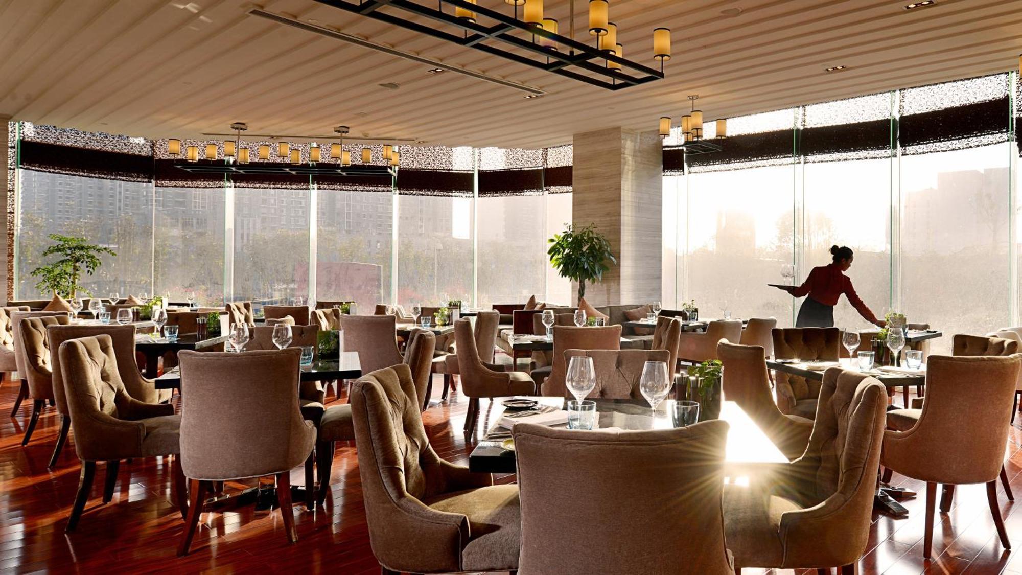 Crowne Plaza Zhenjiang By Ihg Hotell Eksteriør bilde