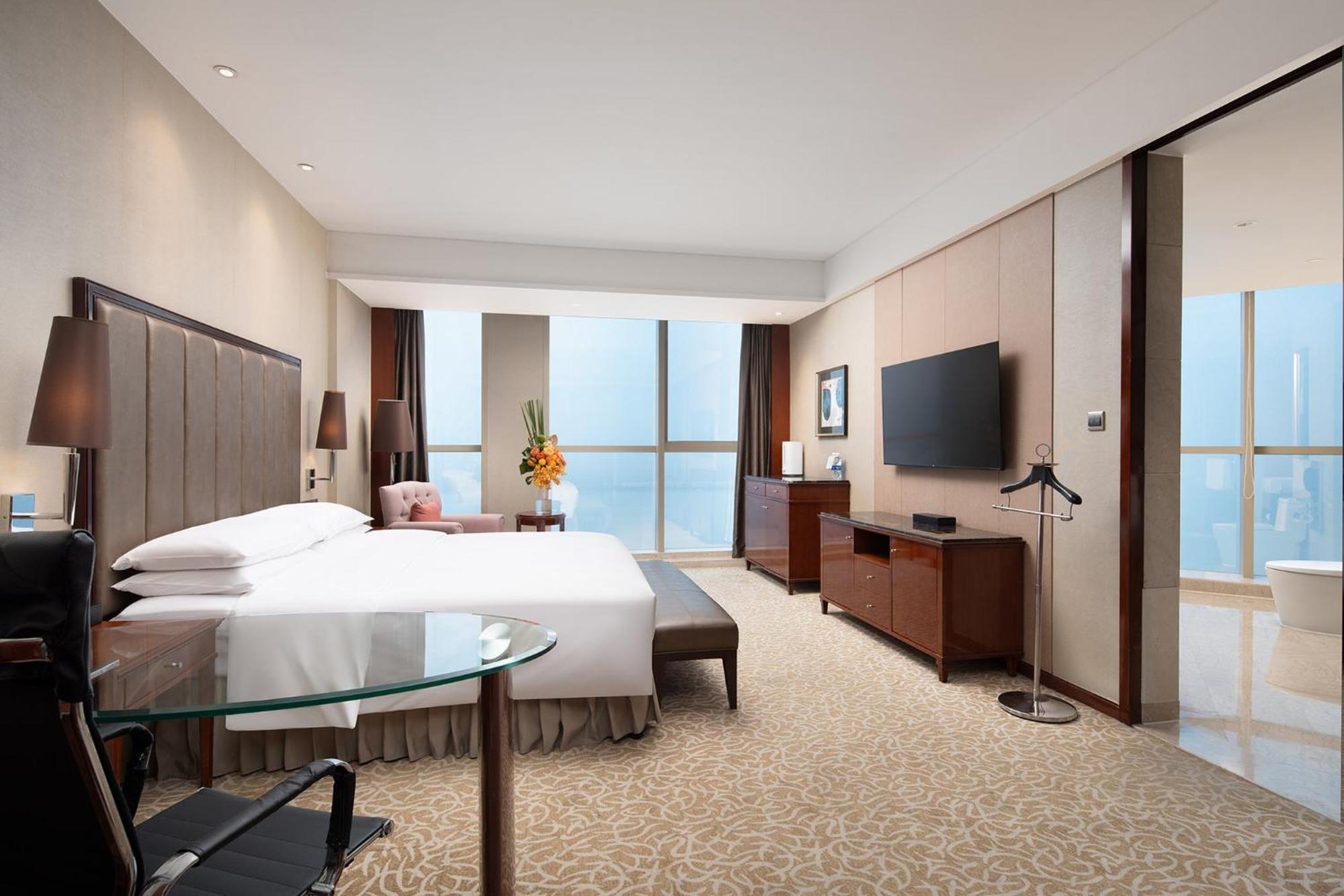 Crowne Plaza Zhenjiang By Ihg Hotell Eksteriør bilde