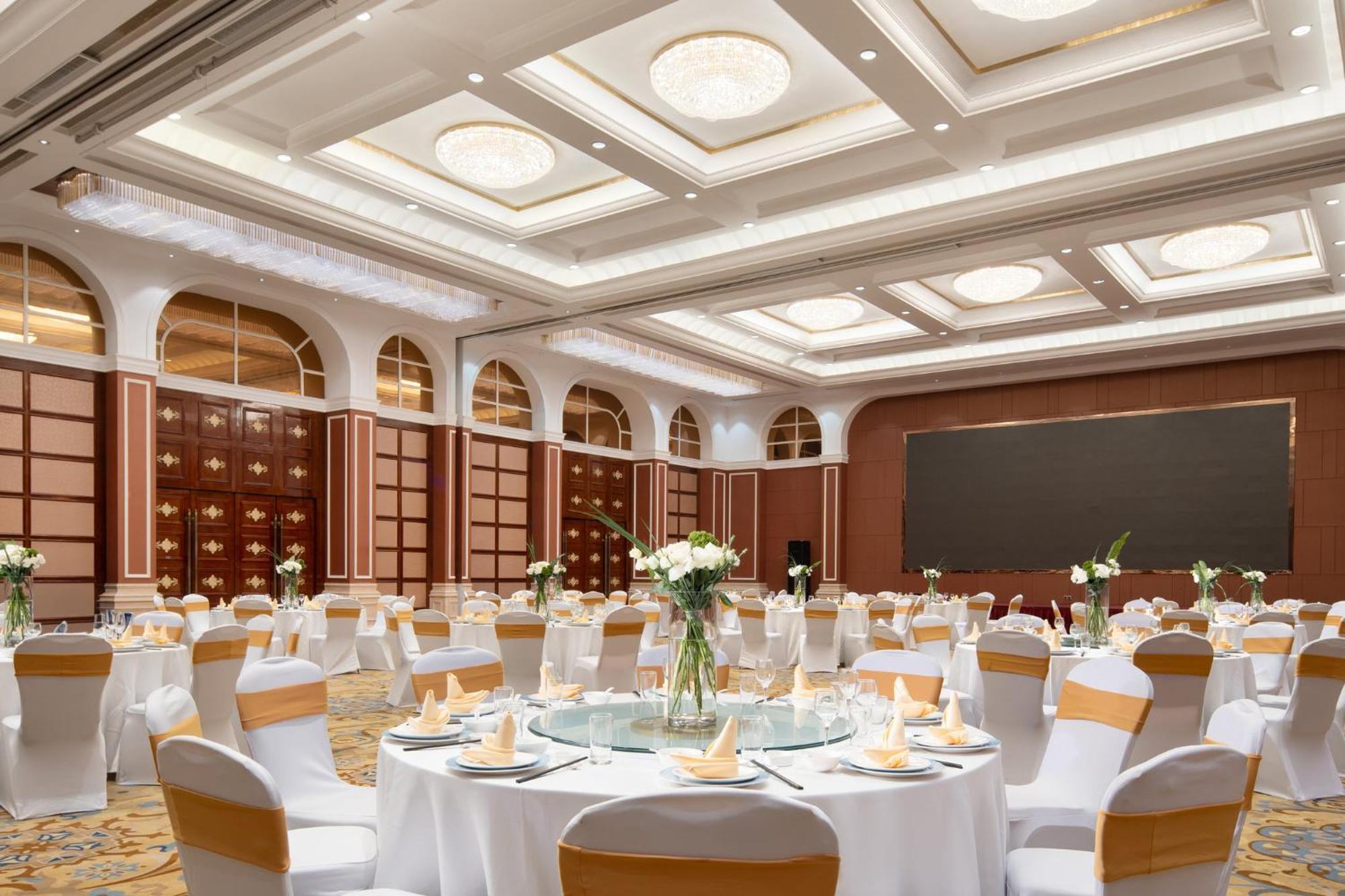 Crowne Plaza Zhenjiang By Ihg Hotell Eksteriør bilde