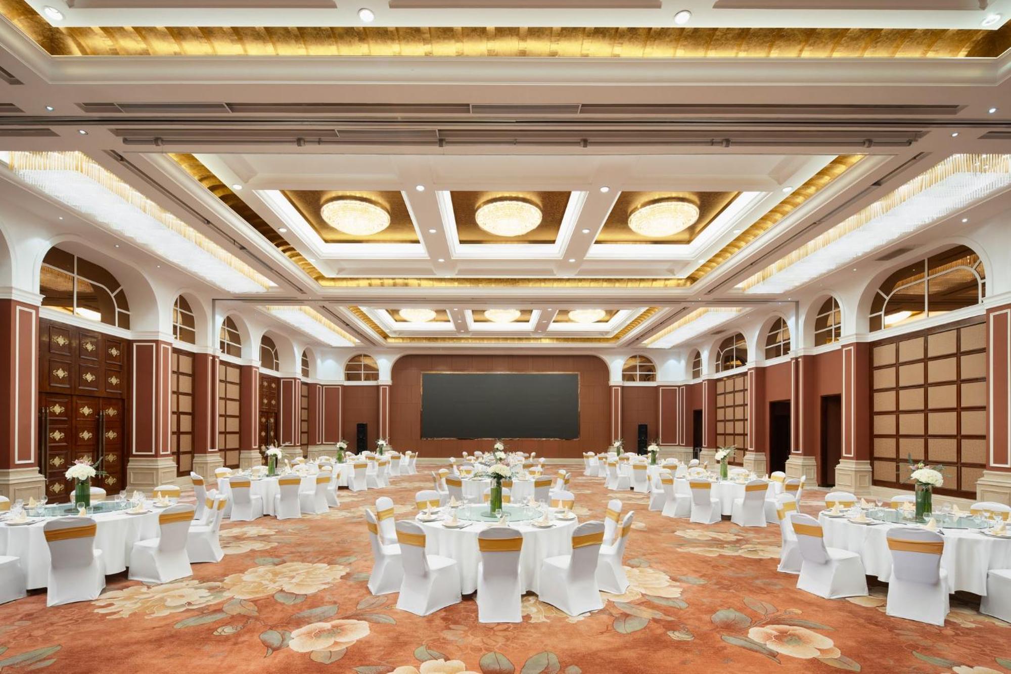 Crowne Plaza Zhenjiang By Ihg Hotell Eksteriør bilde
