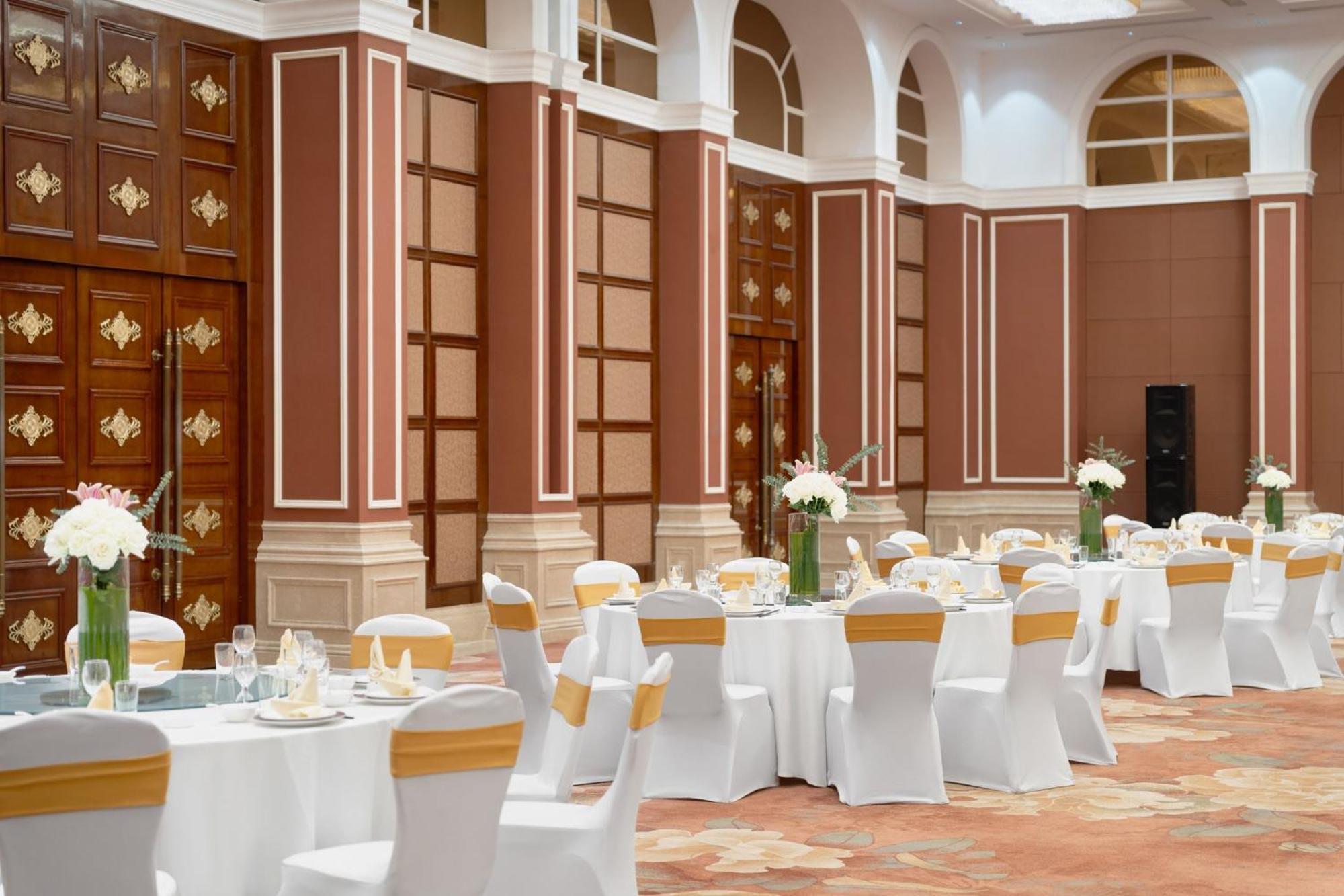 Crowne Plaza Zhenjiang By Ihg Hotell Eksteriør bilde