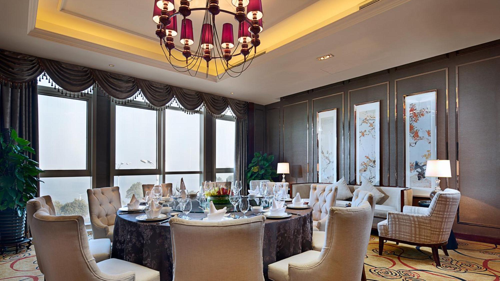 Crowne Plaza Zhenjiang By Ihg Hotell Eksteriør bilde