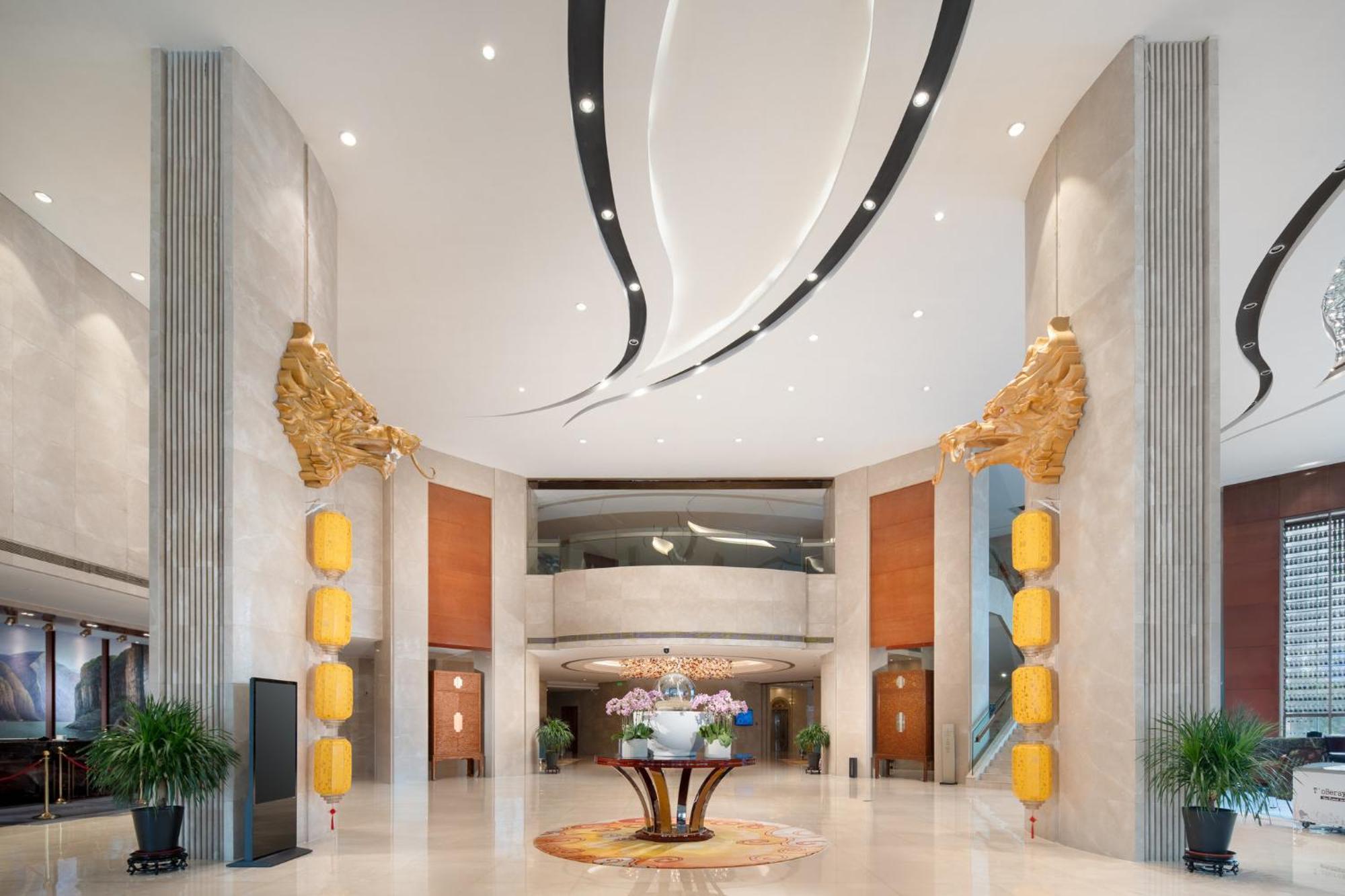 Crowne Plaza Zhenjiang By Ihg Hotell Eksteriør bilde